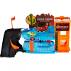 Игрален комплект Mattel Cars 3 Glow Racers Copper Canyon Glowing Garage