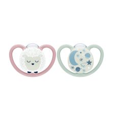 Ортодонтична залъгалка силиконова Nuk Space Night с кутийка 0-6м+ 2бр