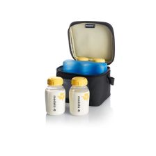 Комплект чанта Medela Cooler Bag с 4 шишета