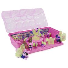 Игрален комплект Spin Master Hatchimals Wolf Family, с 10 фигури в кутия