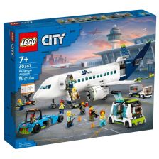 Конструктор LEGO City Пътнически самолет, 60367