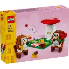 Конструктор LEGO Icons Пикник среща с таралежи 40711