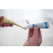 Четка Dr.Brown's за първи зъбки и венци Жираф HG060-P4