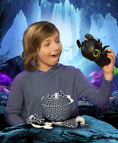 Интерактивен дракон в яйце