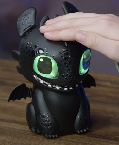 Интерактивен дракон в яйце